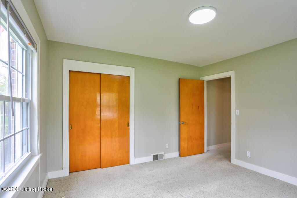 58 Warren Road Louisville, KY 40206 - Photo 23 of 74 Warren Rd24