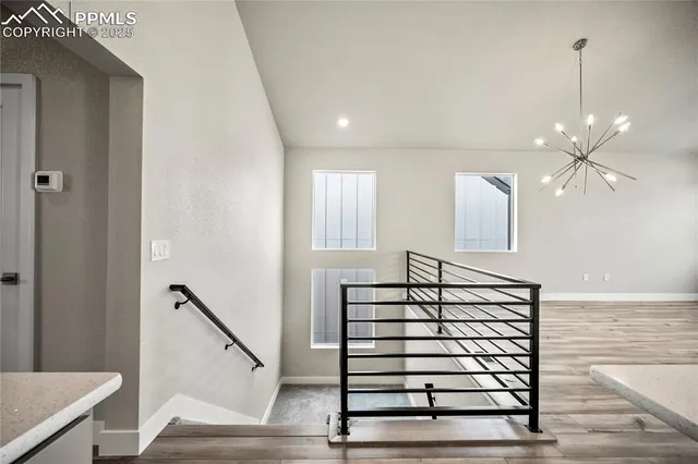 a view of entryway with furniture