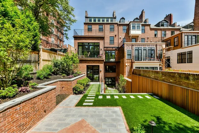 $5,995,000 | 5 Joy Street, Unit 1, Boston, MA 02108