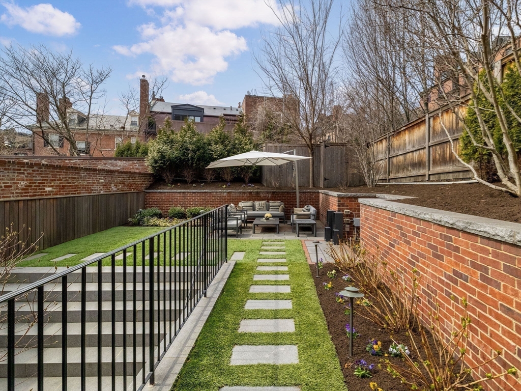 5 Joy Street, Unit 1 Boston, MA 02108 - Photo 26 of 35