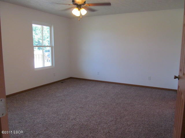 15487 East Tolle Road Mount Vernon, IL 62864 - Photo 17 of 34