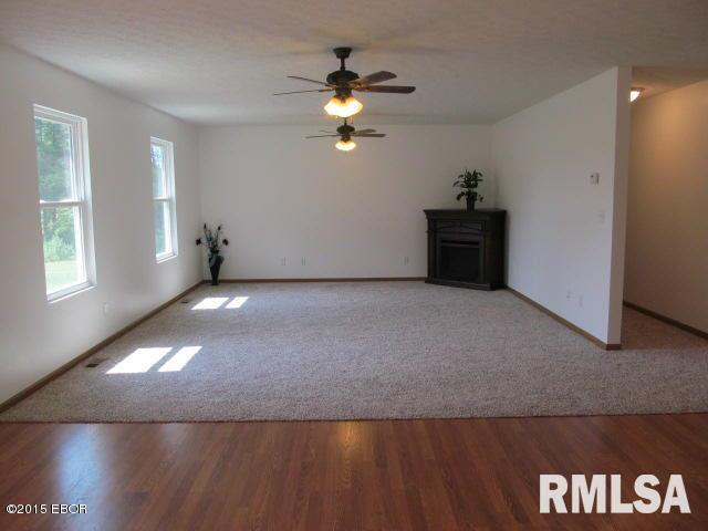 15487 East Tolle Road Mount Vernon, IL 62864 - Photo 4 of 34