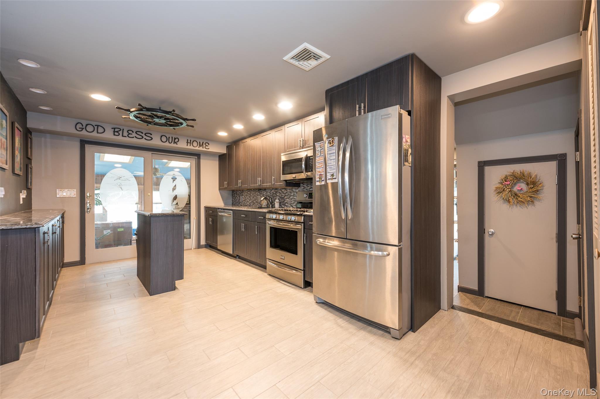 3414 Riverside Drive Oceanside, NY 11572 - Photo 5 of 25 Updated granite kitchen