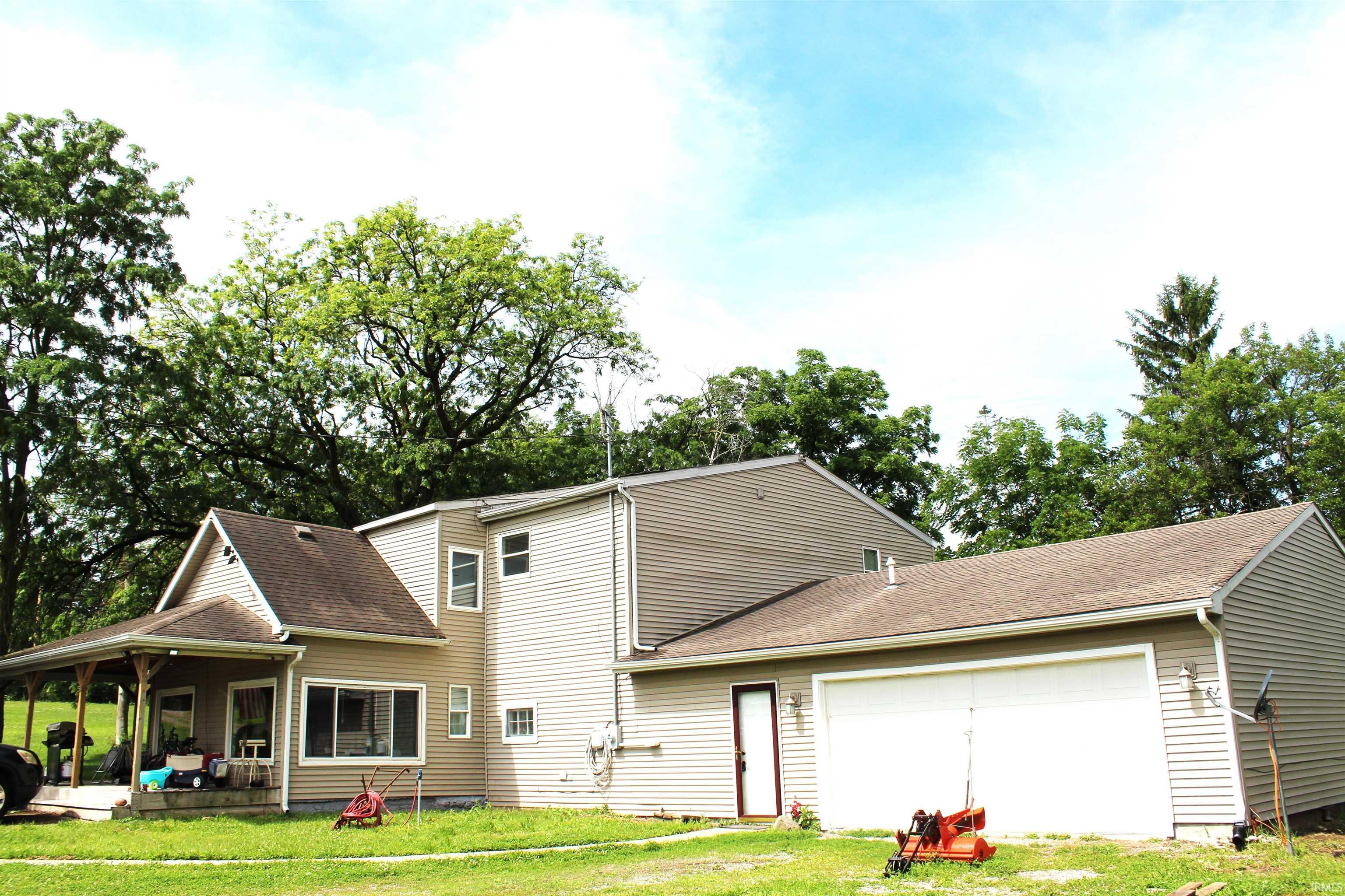 5036 Lower Huntington Road Fort Wayne, IN 46809 - Photo 2 of 34