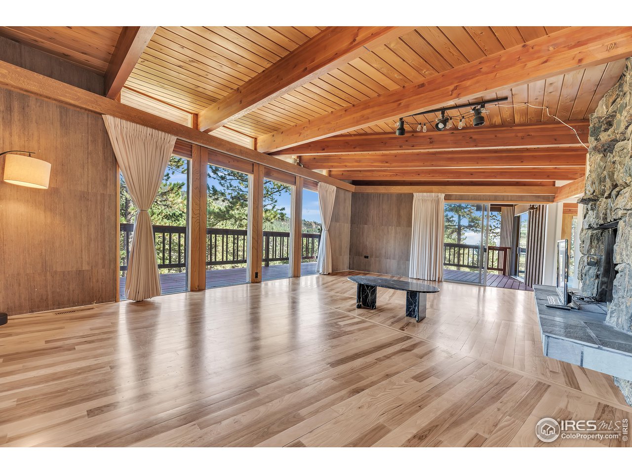 79 Eagles Drive Boulder, CO 80302 - Photo 4 of 40