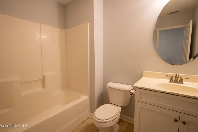 $2,200 | 1212 Bridges Street, Morehead City, NC 28557