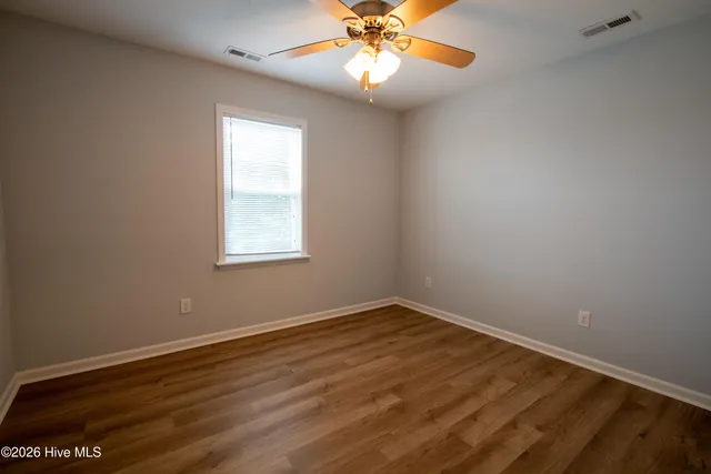 $2,200 | 1212 Bridges Street, Morehead City, NC 28557