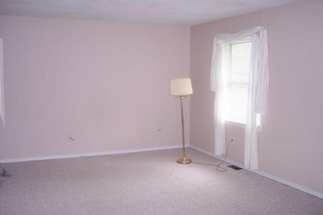 2704 West Airway Road Muncie, IN 47304 - Photo 5 of 12 Gallery Image 5