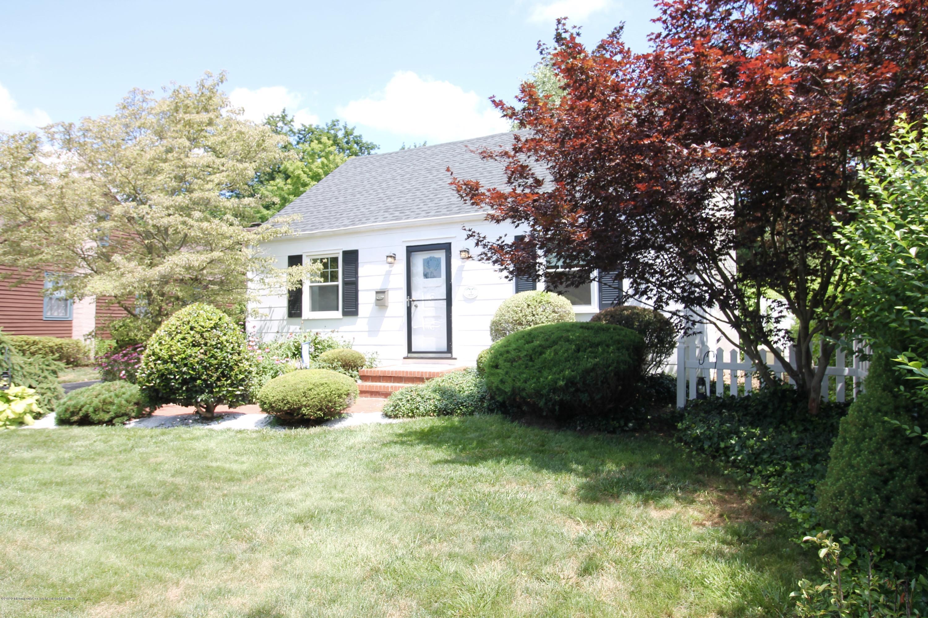 4 Schiverea Avenue Freehold, NJ 07728 - Photo 2 of 36 FRONT YARD