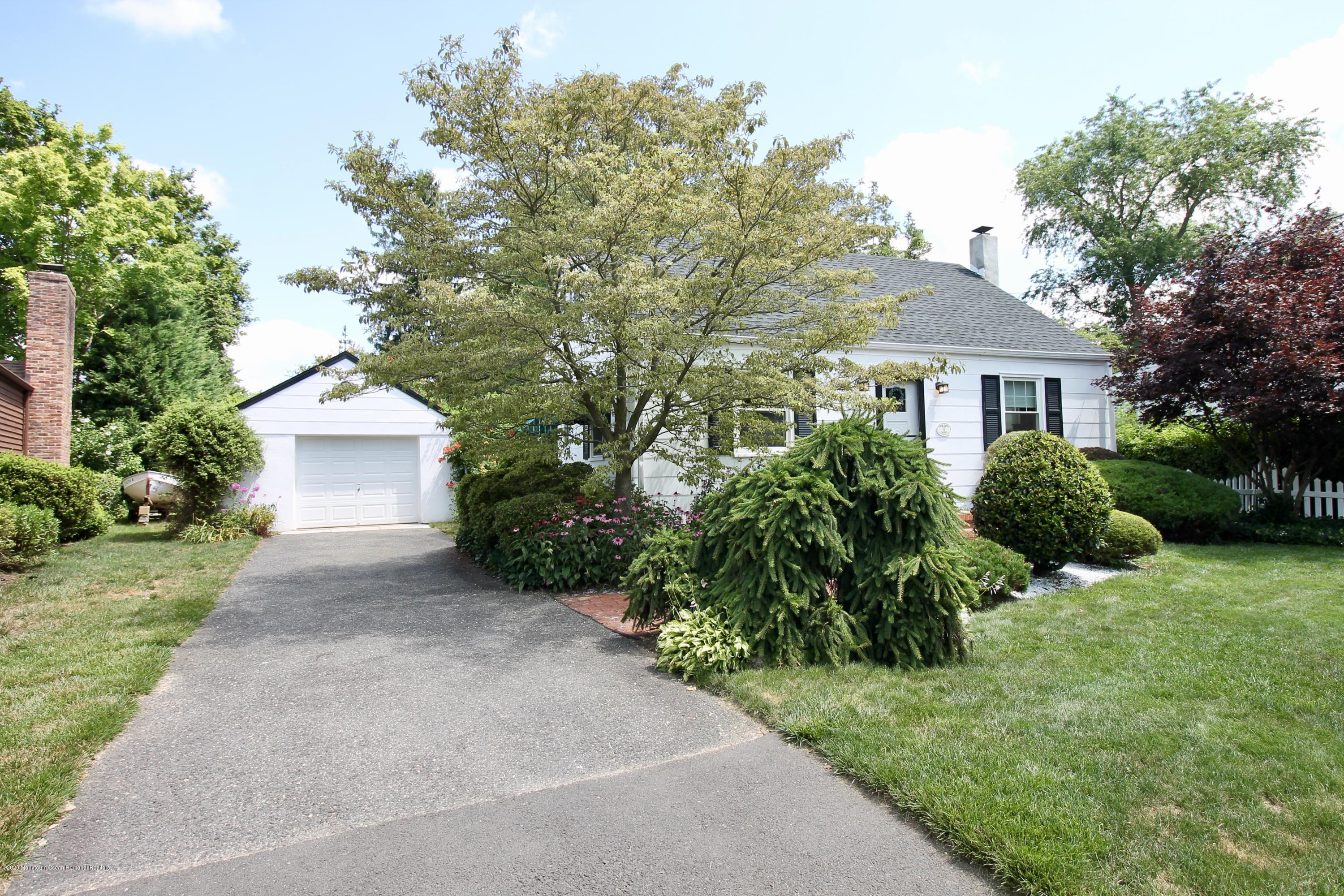 4 Schiverea Avenue Freehold, NJ 07728 - Photo 3 of 36 FRONT