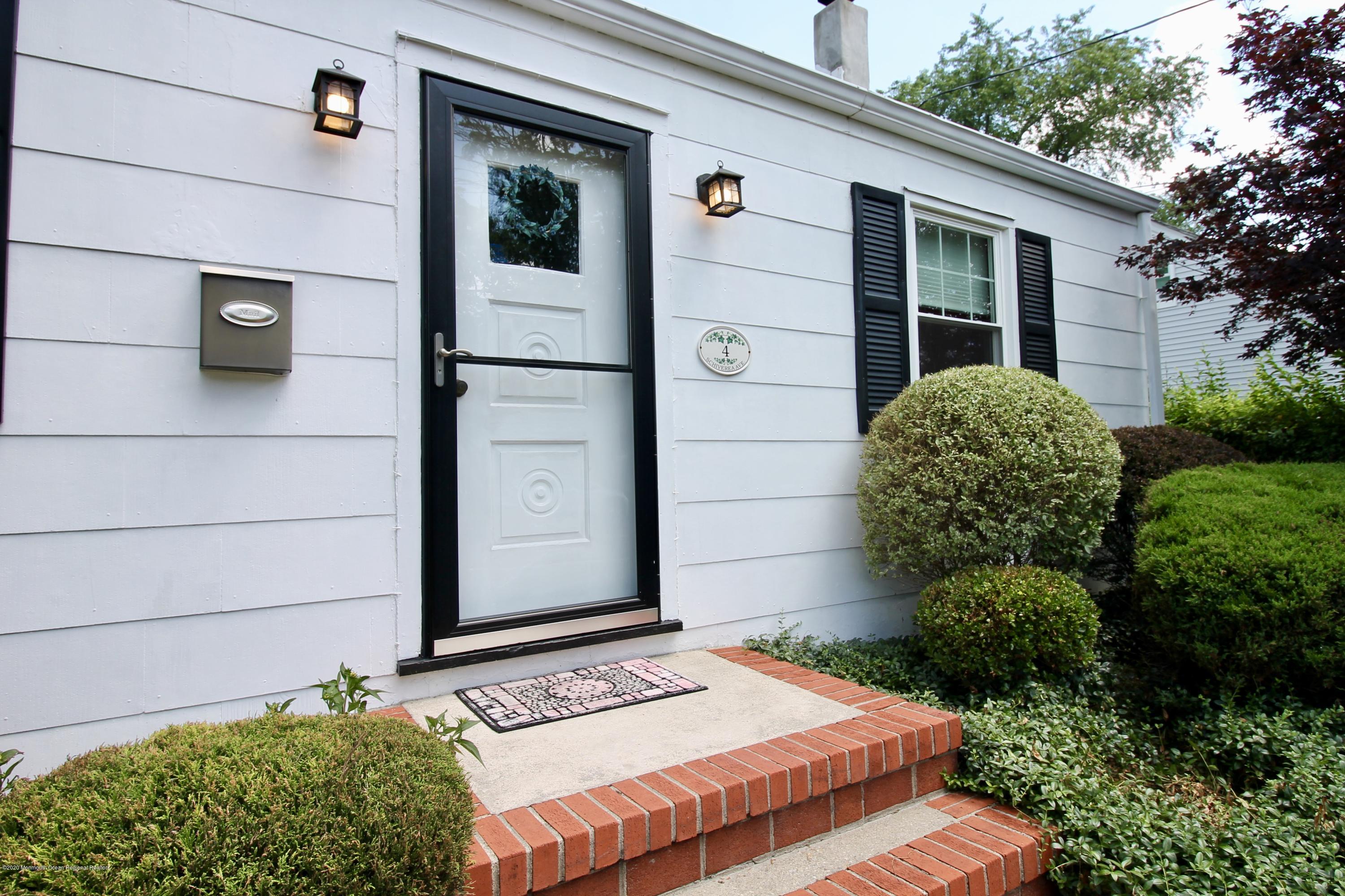 4 Schiverea Avenue Freehold, NJ 07728 - Photo 8 of 36 WELCOME HOME!