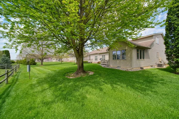 $309,875 | 689 Korey's Circle, Unit 16, Blissfield, MI 49228