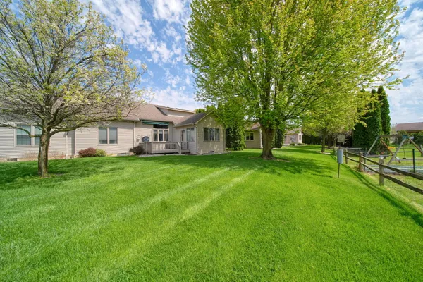 $309,875 | 689 Korey's Circle, Unit 16, Blissfield, MI 49228