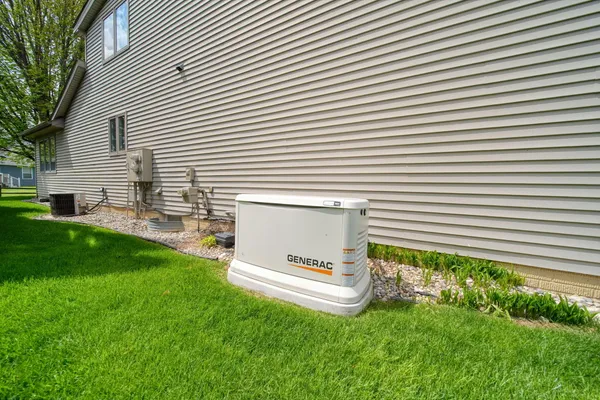 $309,875 | 689 Korey's Circle, Unit 16, Blissfield, MI 49228