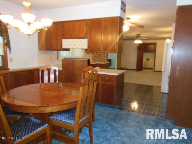 1055 Vandalia Road Louisville, IL 62858 - Photo 25 of 50 Gallery Image 25