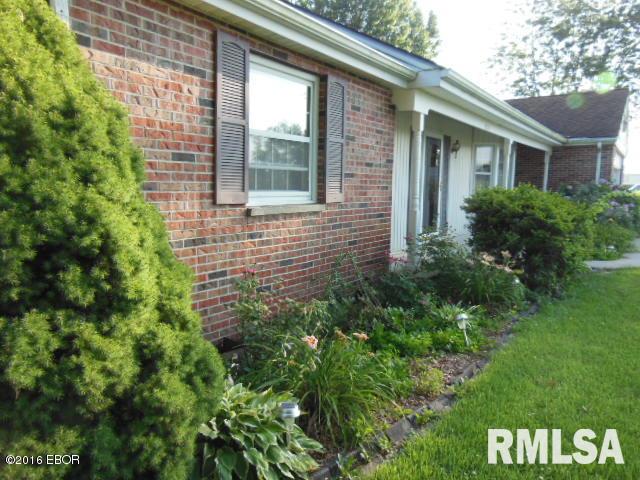 1055 Vandalia Road Louisville, IL 62858 - Photo 34 of 50 Gallery Image 34