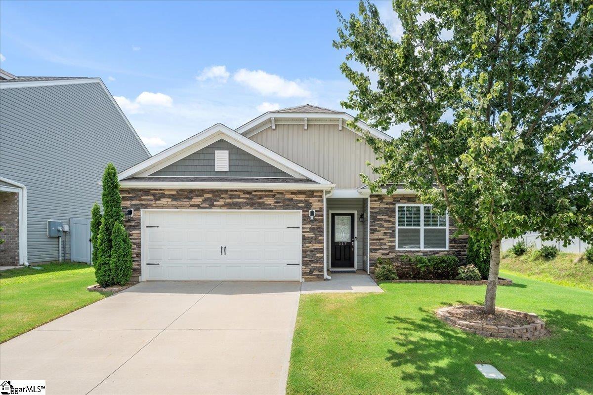 117 Preservation Drive Greer, SC 29650 - Photo 1 of 37