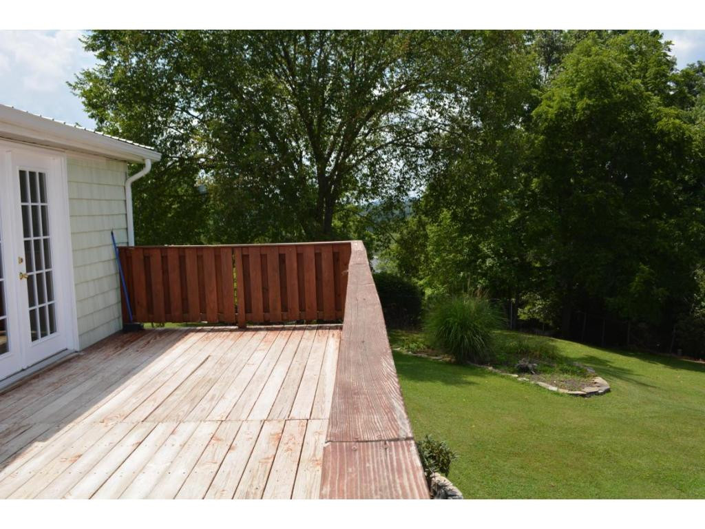 305 Penrod Road Bristol, TN 37620 - Photo 12 of 19 Side porch