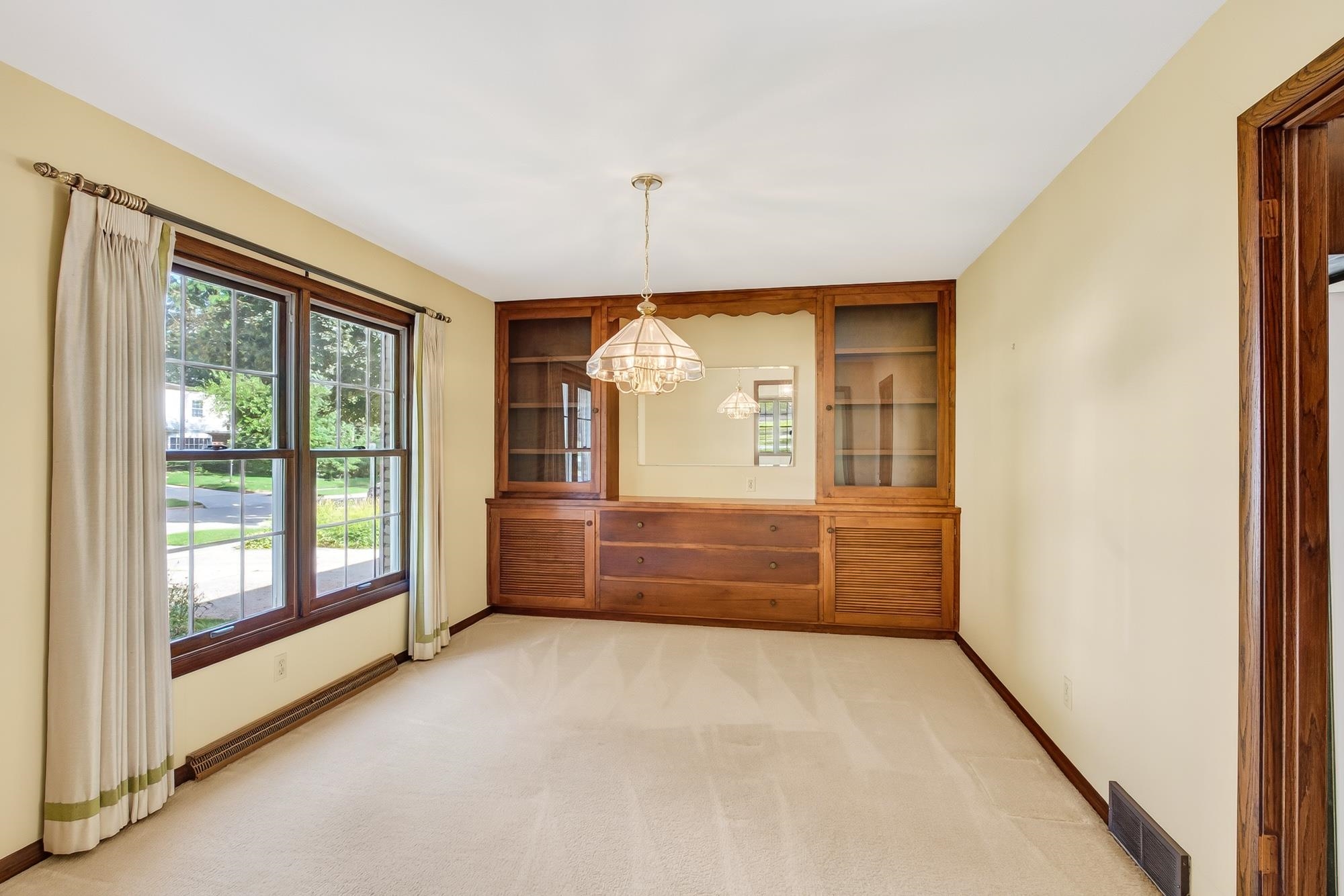 5 Parklawn Place Madison, WI 53705 - Photo 14 of 58