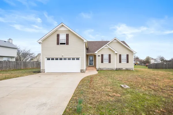 $1,700 | 3847 Margie Court, Clarksville, TN 37042
