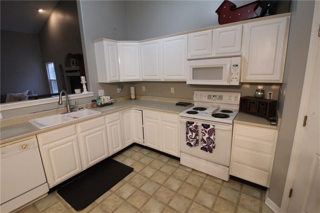 7624 North Hall Road Monrovia, IN 46157 - Photo 11 of 25 Gallery Image 11