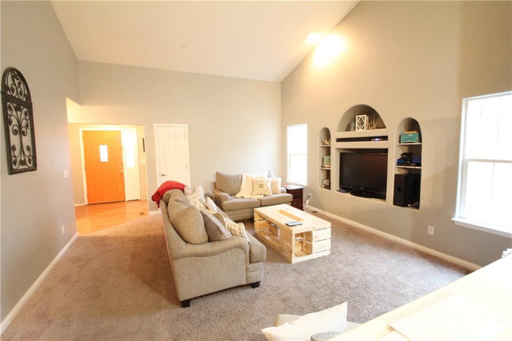 7624 North Hall Road Monrovia, IN 46157 - Photo 5 of 25 Gallery Image 5