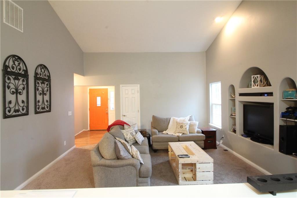 7624 North Hall Road Monrovia, IN 46157 - Photo 7 of 25 Gallery Image 7