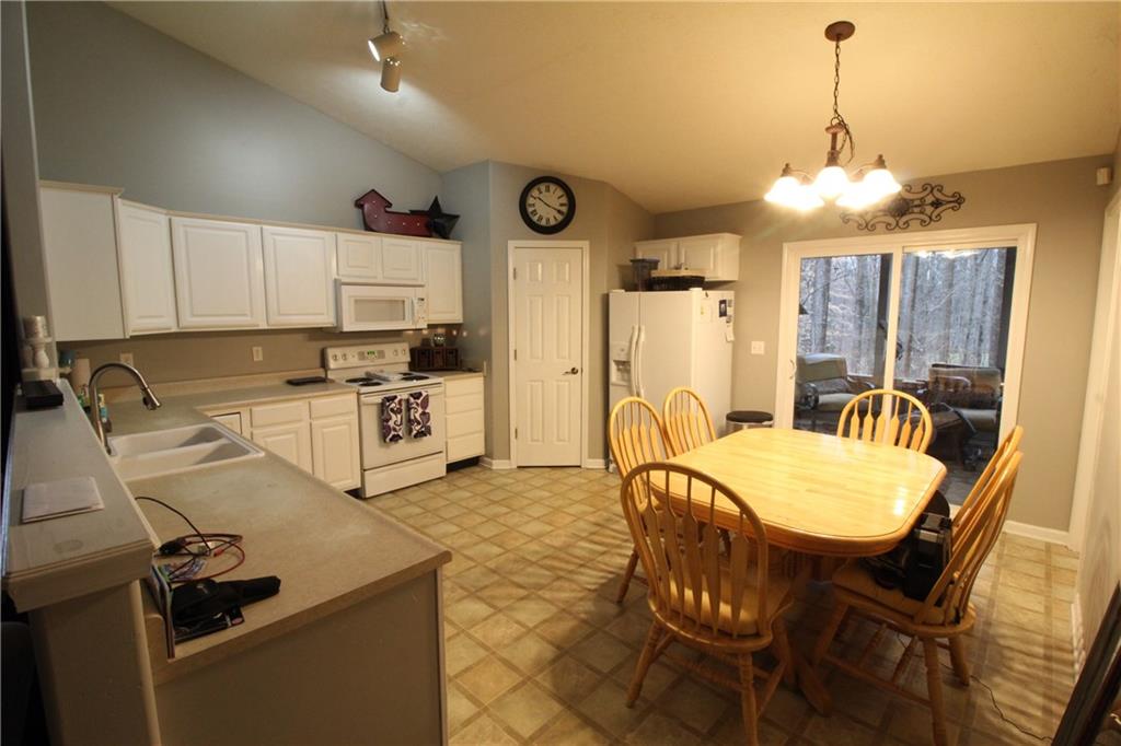 7624 North Hall Road Monrovia, IN 46157 - Photo 9 of 25 Gallery Image 9