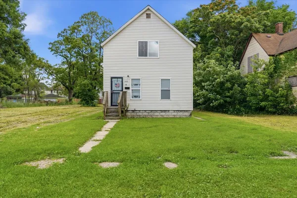 $85,000 | 15319 Lexington Avenue, Harvey, IL 60426