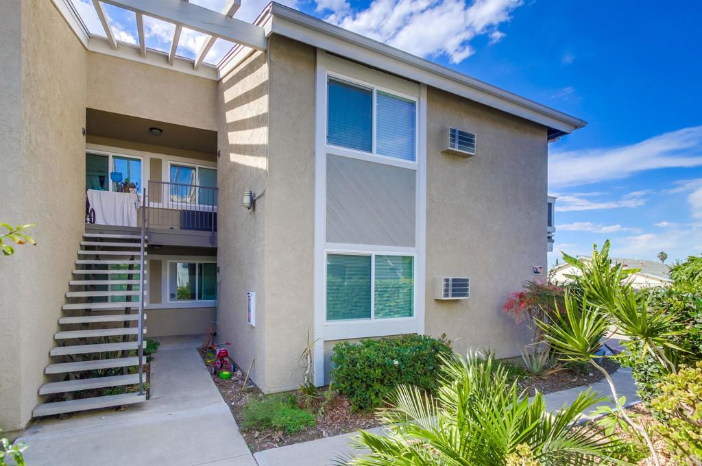 11187 Kelowna Road, Unit 76 Mira Mesa, CA 92126 - Photo 4 of 40