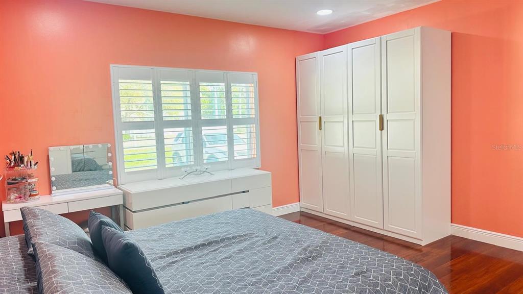 6804 Barry Road Tampa, FL 33634 - Photo 11 of 44