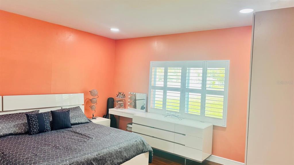 6804 Barry Road Tampa, FL 33634 - Photo 13 of 44