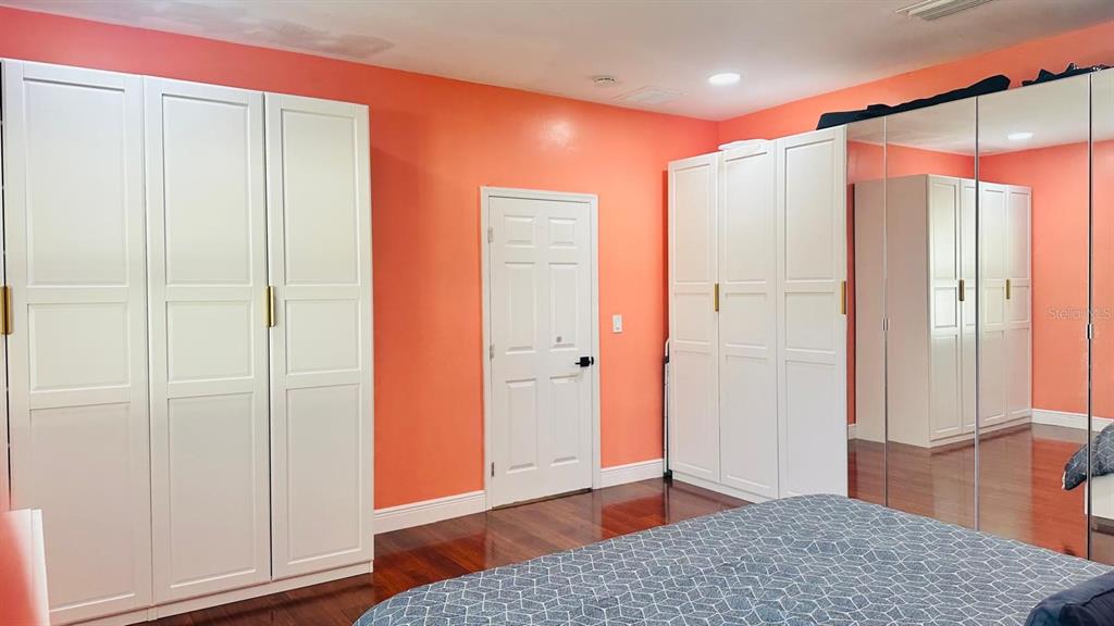 6804 Barry Road Tampa, FL 33634 - Photo 15 of 44