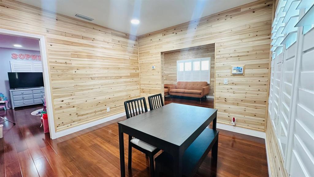 6804 Barry Road Tampa, FL 33634 - Photo 17 of 44