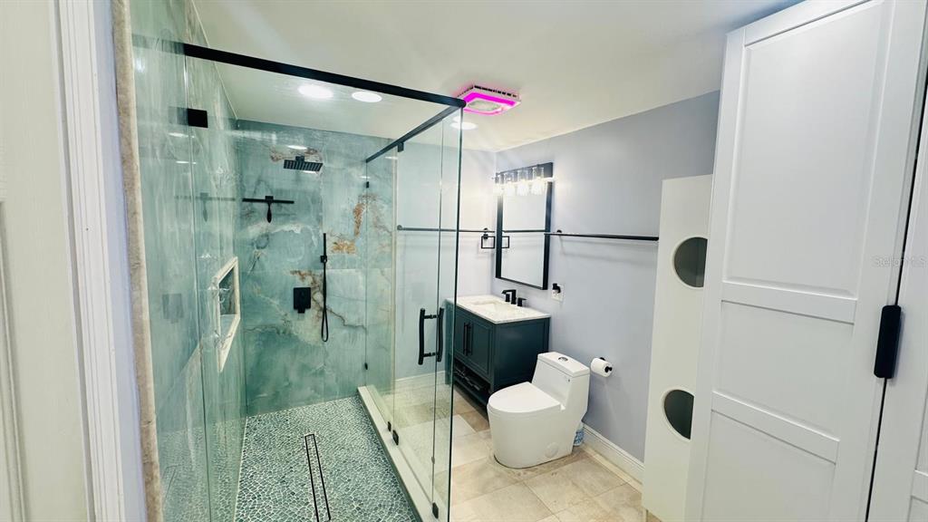 6804 Barry Road Tampa, FL 33634 - Photo 25 of 44