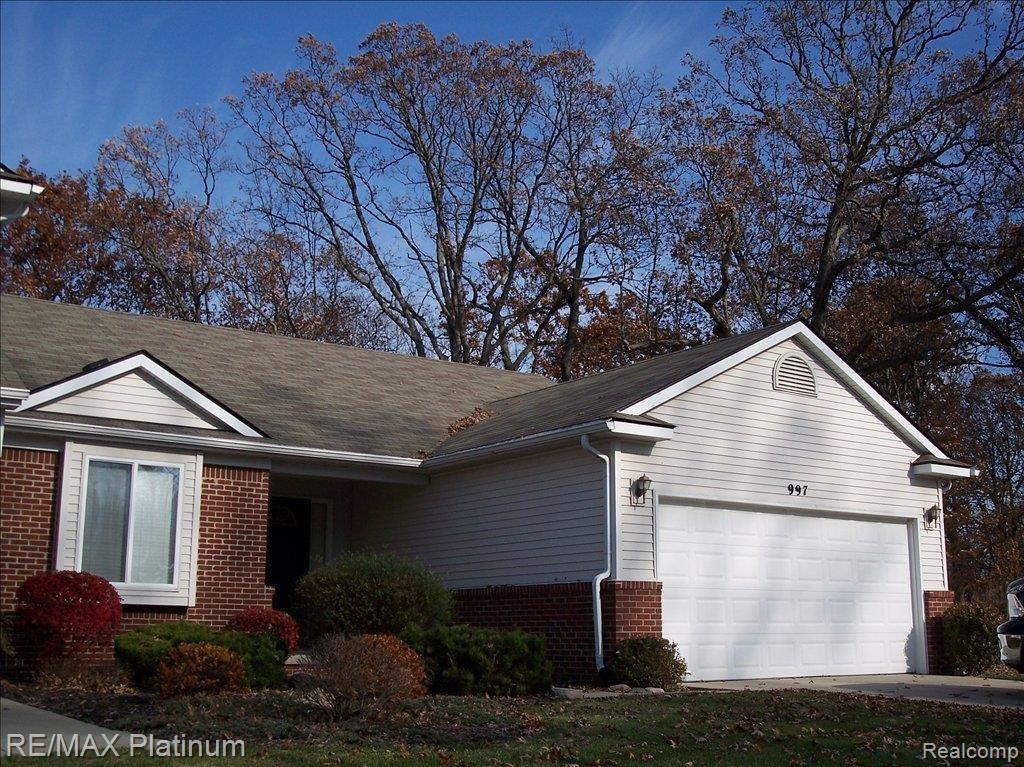 997 Yarrow, Unit 28 Howell, MI 48843 - Photo 1 of 6 HOME-FRONT
