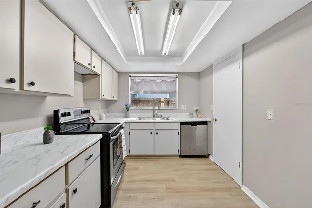 a view of walk in closet