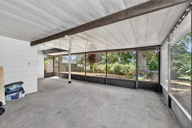 $2,300 | 1712 Village Court, Brandon, FL 33511