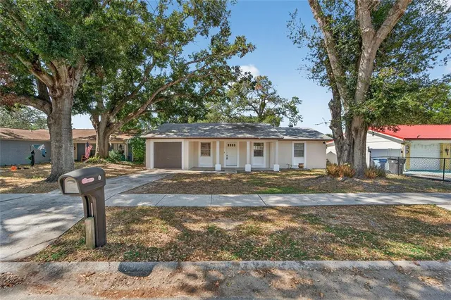 $2,300 | 1712 Village Court, Brandon, FL 33511