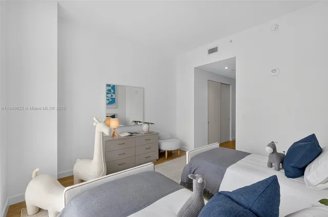 $14,998,000 | 2655 South Bayshore Drive, Unit 1401, Miami, FL 33133