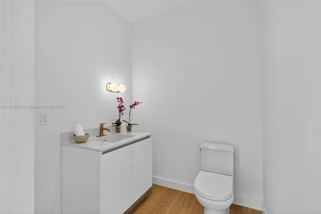 $14,998,000 | 2655 South Bayshore Drive, Unit 1401, Miami, FL 33133