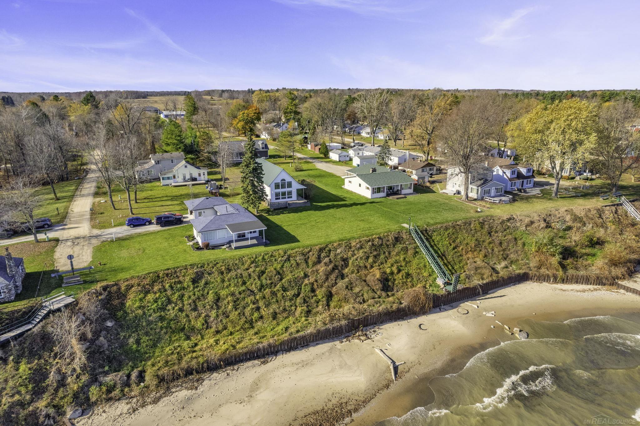 6841 Lakeshore Road Lexington, MI 48450 - Photo 44 of 52 50160775-4257c07d-2435-4184-aa42-18ea325f424b.JPG