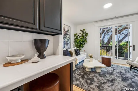 $1,799,000 | 729 Douglass Street, Unit A, San Francisco, CA 94114