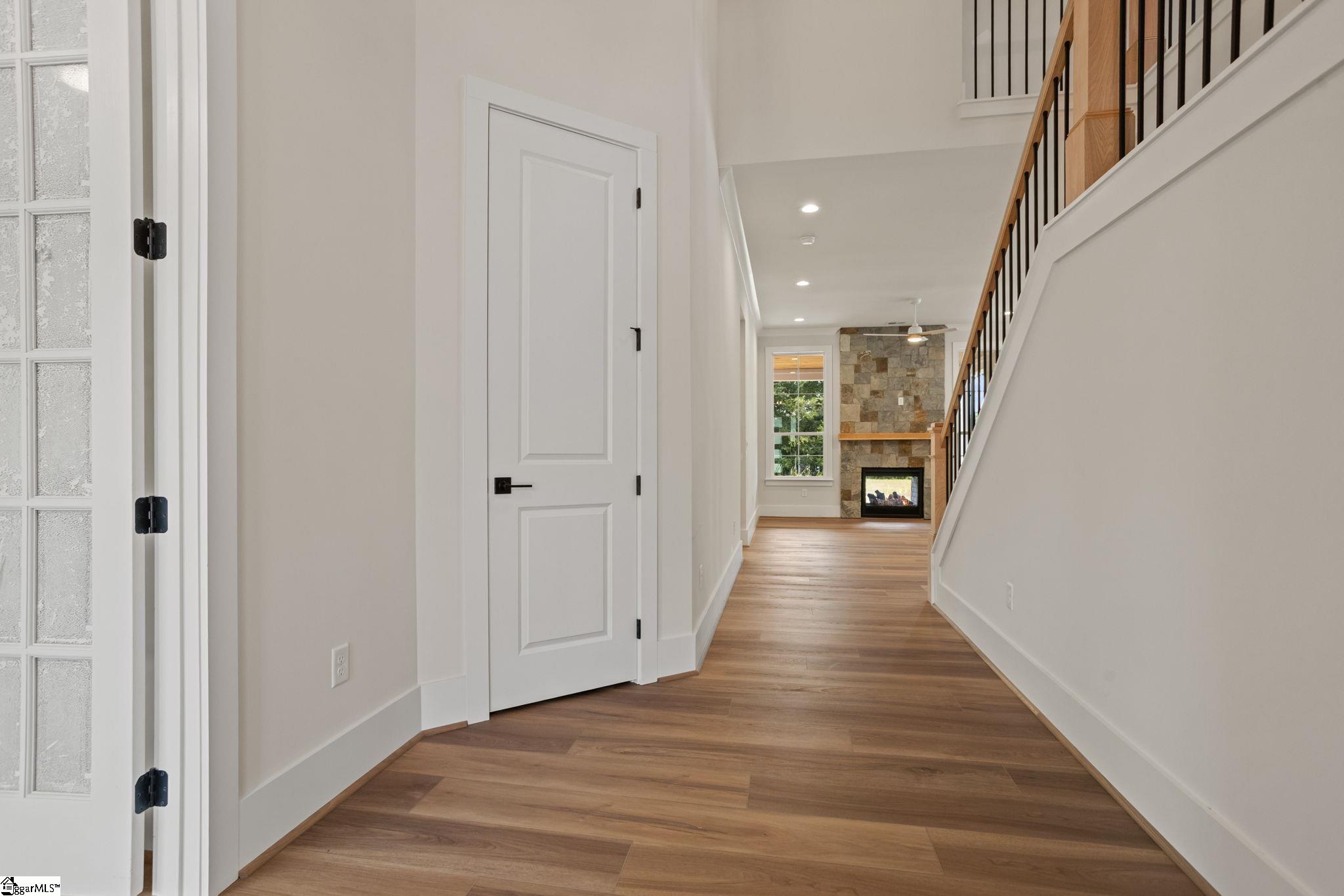 6 Adrian Way Simpsonville, SC 29680 - Photo 4 of 28