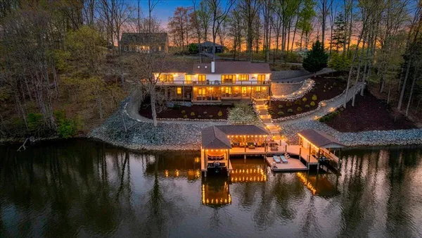 $1,450,000 | 1055 Red Bud Lane, Moneta, VA 24121