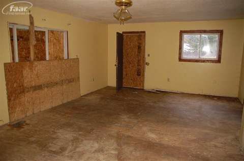 6054 Flushing Road Flushing, MI 48433 - Photo 11 of 12 20384417-11.JPG
