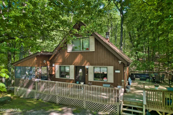 $299,000 | 129 Hickory Drive, Hawley, PA 18428