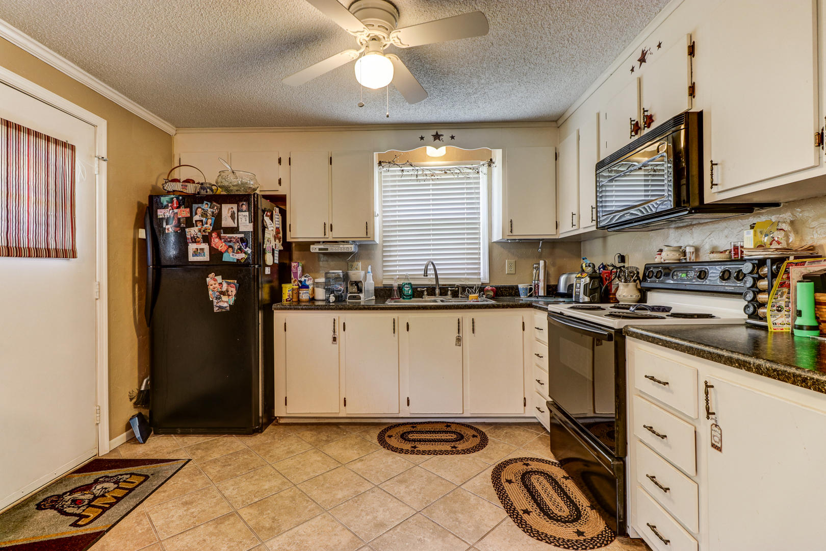 2435 Springwood Road Fincastle, VA 24090 - Photo 6 of 13 IMG_4460_1_2_3_4