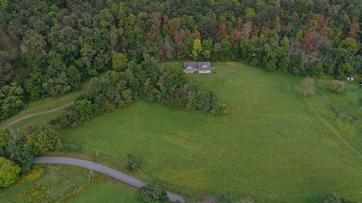 1498 Flat Mountain Road Sinks Grove, WV 24976 - Photo 8 of 57 Gallery Image 8
