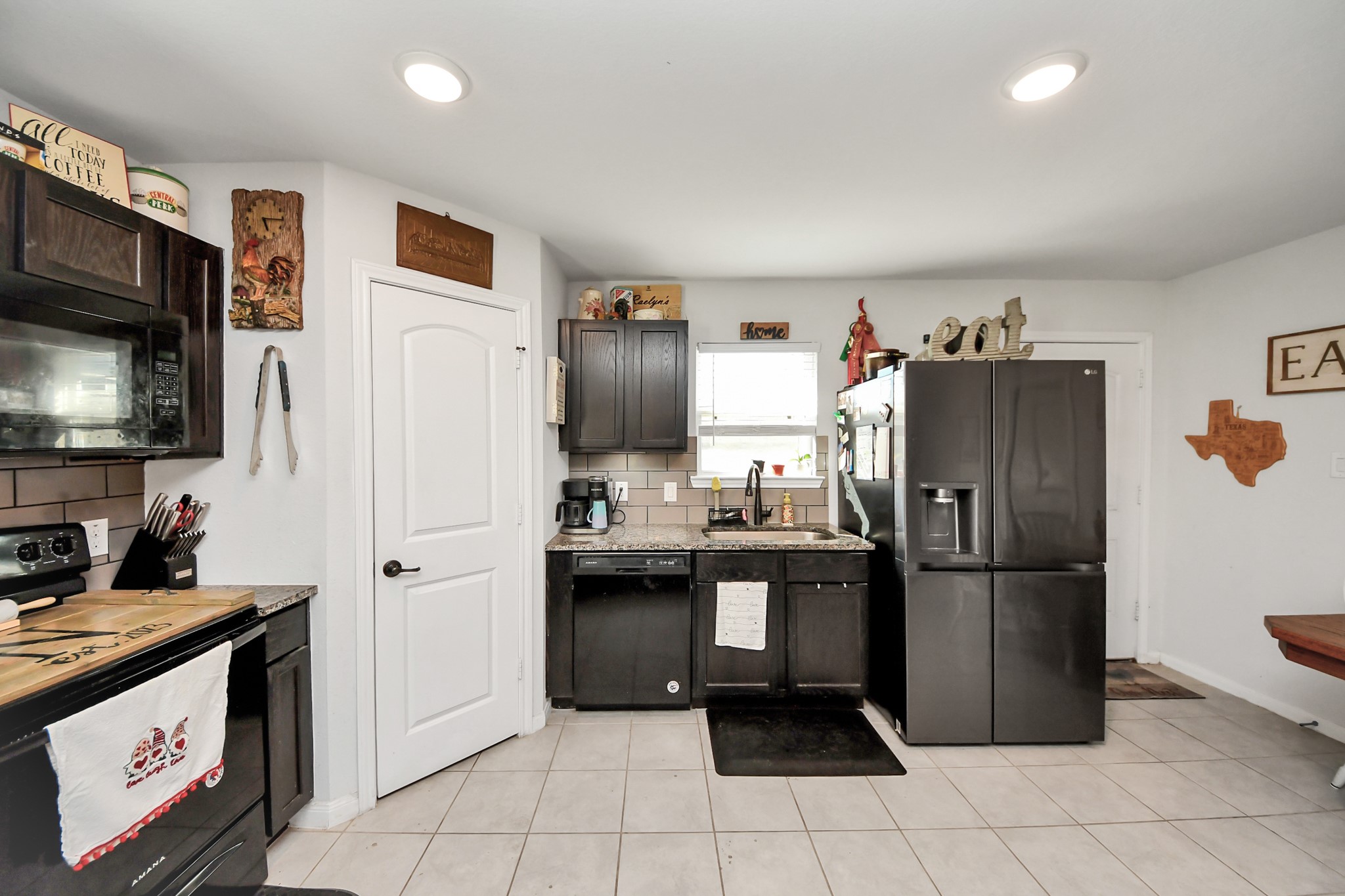 15291 Arrowhead Loop West Willis, TX 77378 - Photo 11 of 28